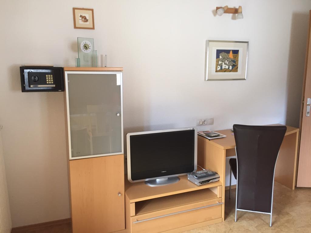 Haus-Nummer 355 Bei Renate & Roland Pfunds Zewnętrze zdjęcie