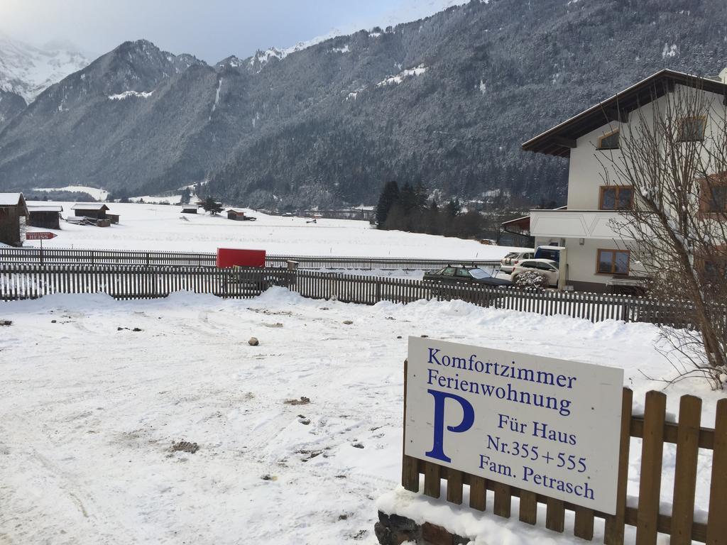 Haus-Nummer 355 Bei Renate & Roland Pfunds Zewnętrze zdjęcie